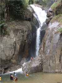 Main Berkelah waterfall, 07 July 2001